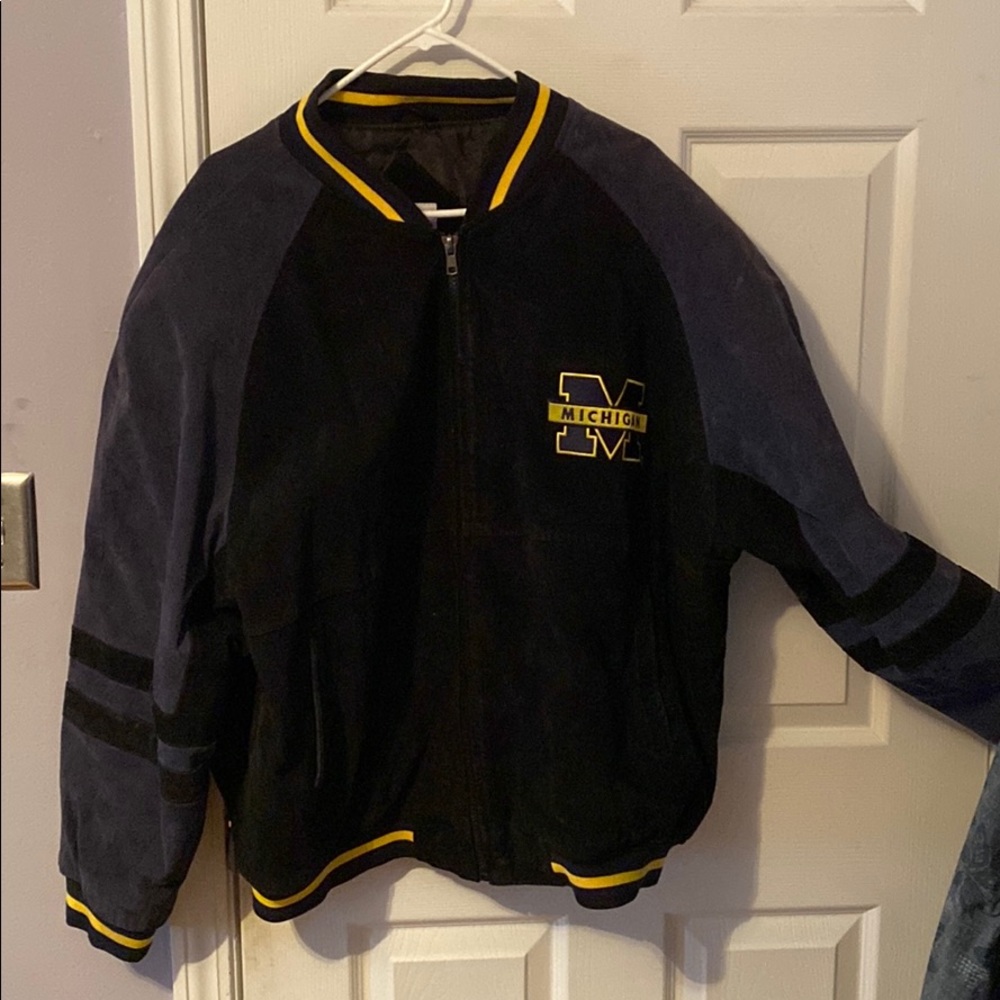 UofM Wolverines Men’s Embroidered Leather Jacket